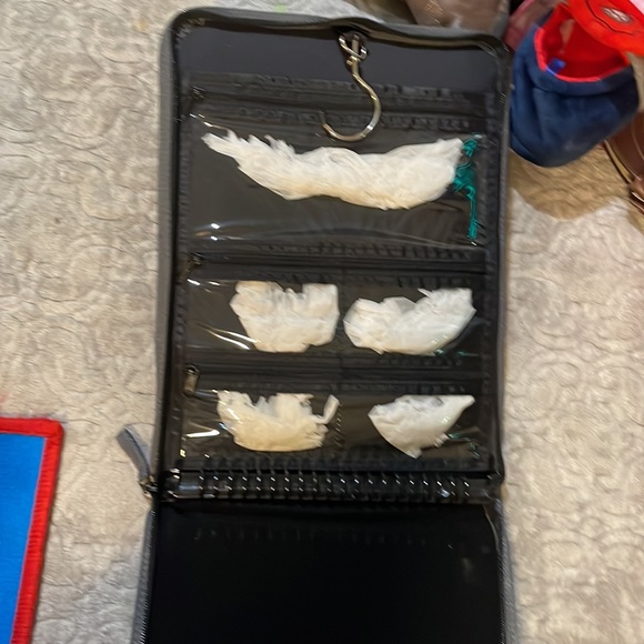 Jewelry organizer - Picture 3 of 9